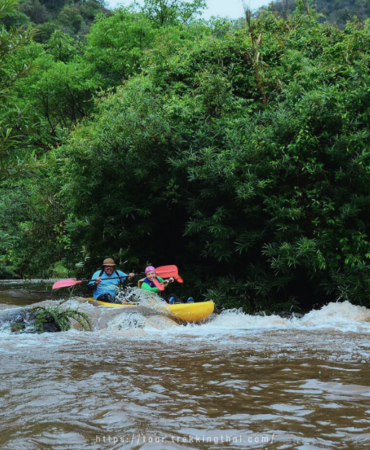 ทัวร์พายคายัค ล่องแก่งโป่งลึก ต้นแม่น้ำเพชรบุรี 2 วัน 1 คืน จัดโดย TKT ECOTOUR